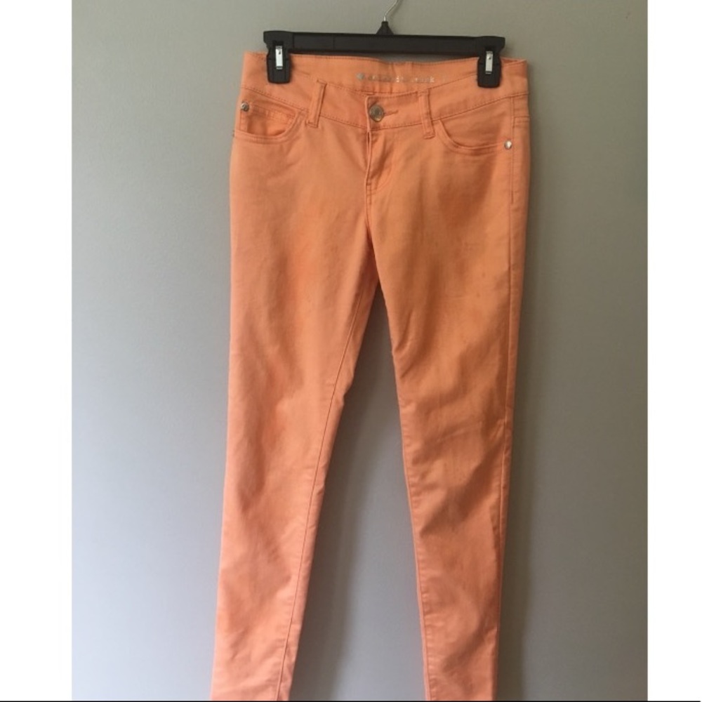 stretchy long colored jeans