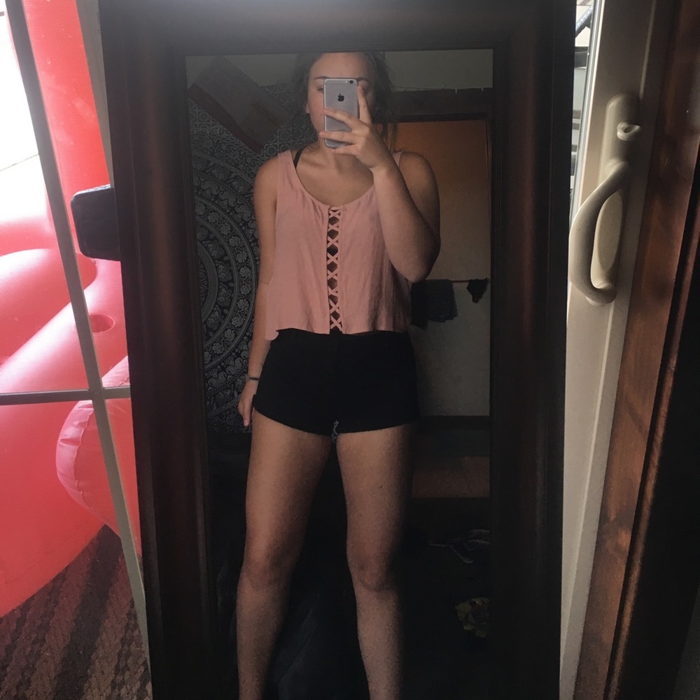 cropped tank top