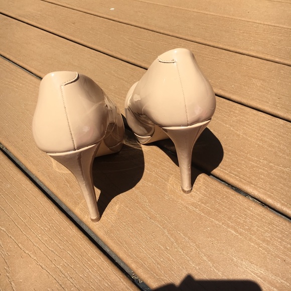 Nude Madden Girl Pumps - Picture 4 of 4