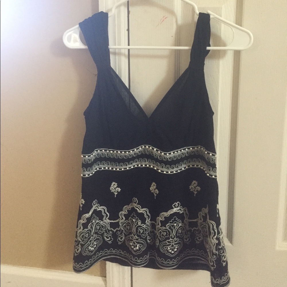 White House Black Market embroidered tank top