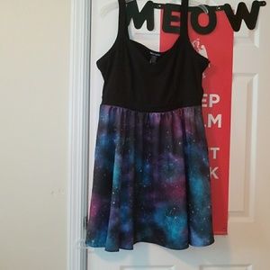 Space dress with pockets