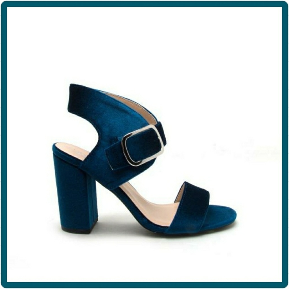 cute sandals size 6 - 9