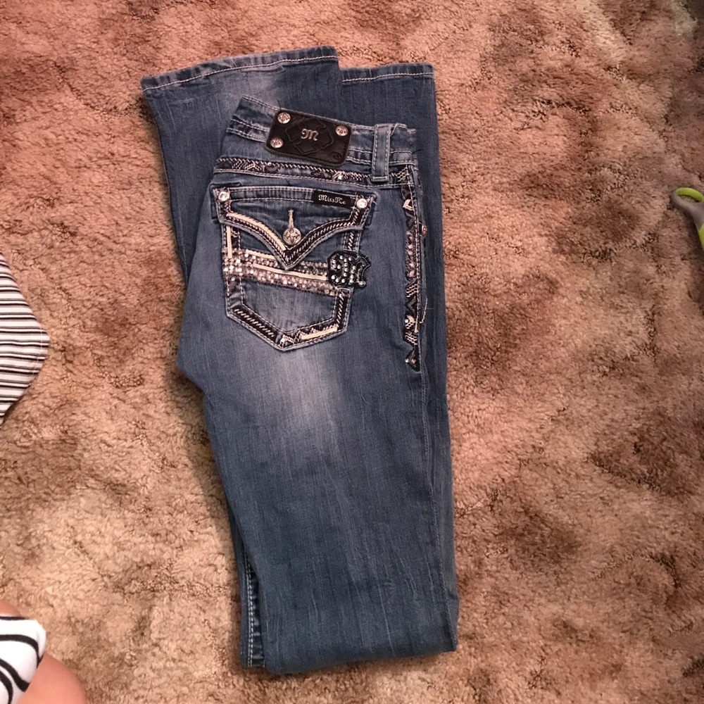 Miss me jean. Size 27 XL