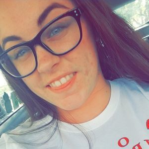 Meet your Posher, Claire