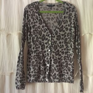 Forever 21 gray and black cheetah print cardigan L