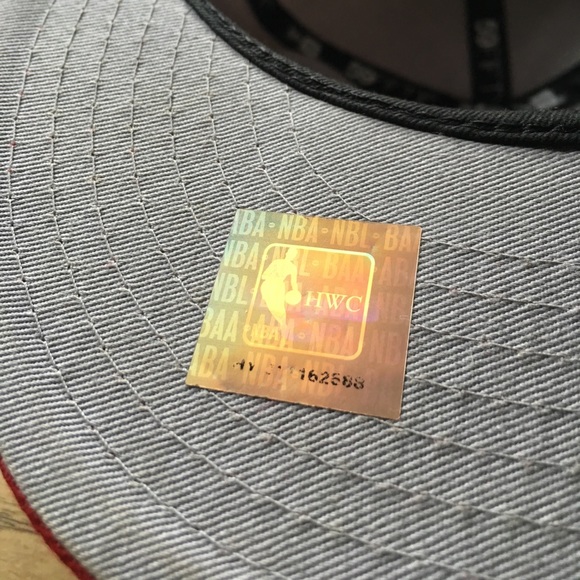 Chicago Bulls Fitted Hat ‼️‼️‼️‼️ - Picture 4 of 5