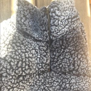 Pull over sweater