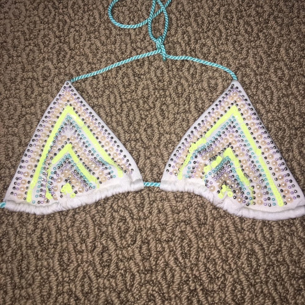 MATCHING SWIM SET! - Picture 2 of 3