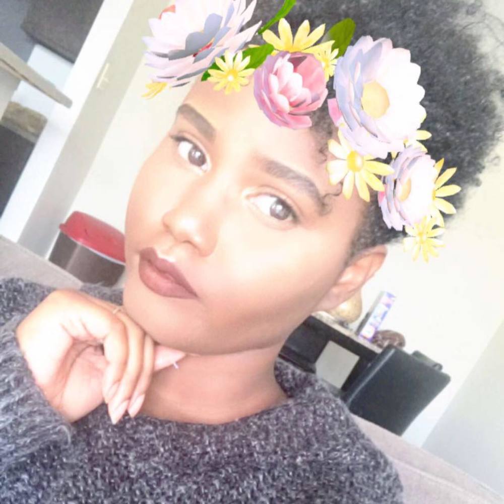 Meet your Posher, Carissa