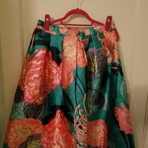 Beautiful colorful high-waisted midi circle skirt.