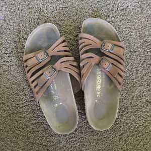 Size 35 Granada Birkenstocks