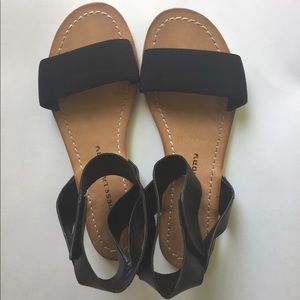 Chinese Laundry Sandals