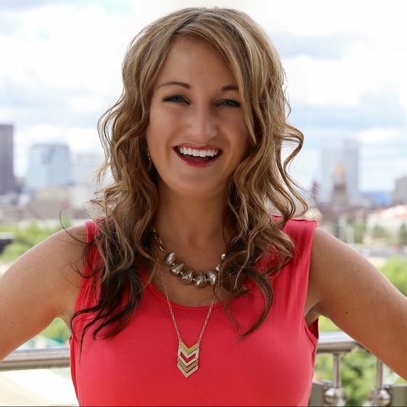 Meet your Posher, Megan - Picture 1 of 1