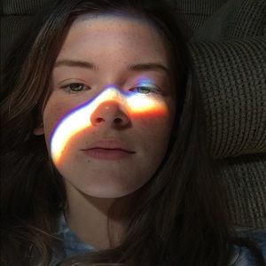 Meet your Posher, Lizzie