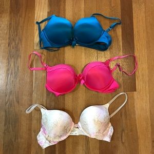 Add 2 cups push up bra's in great condition