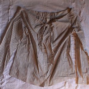 H&M Off the Should Top!