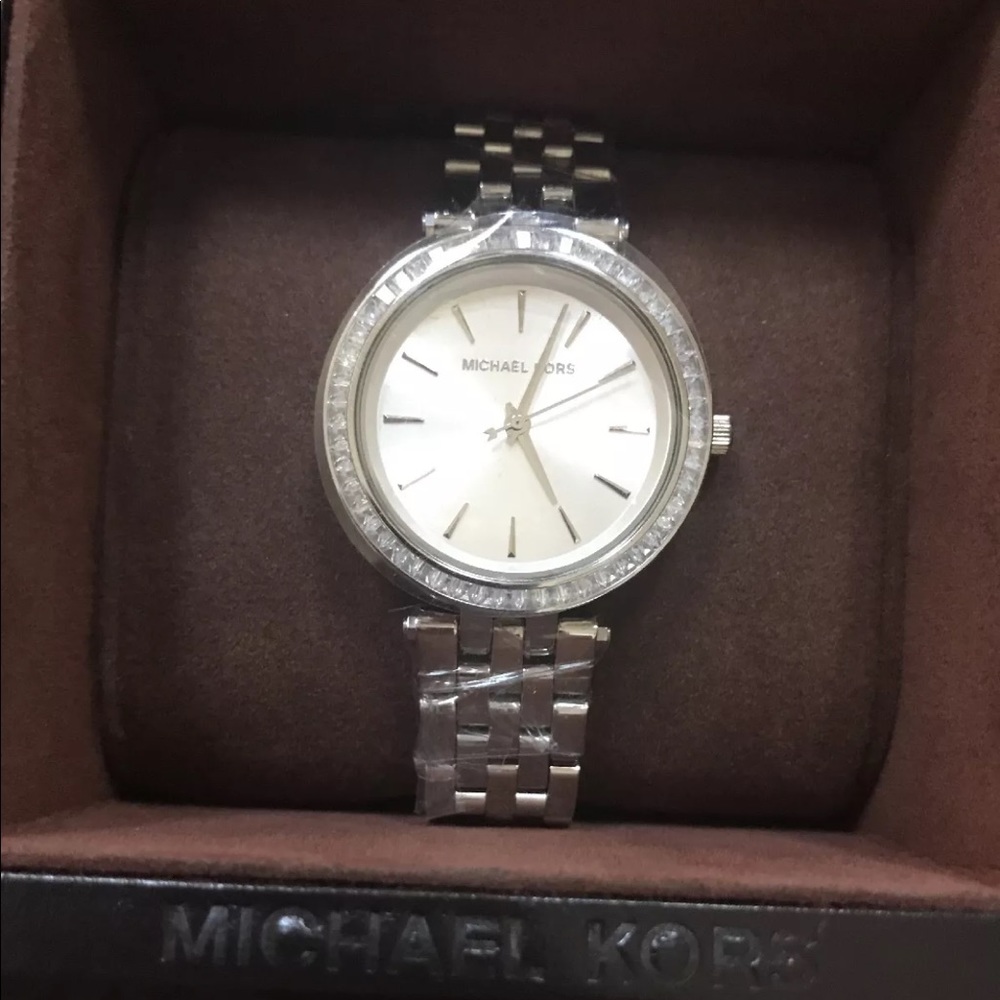 🔥🔥SALE 🔥🔥Michael Kors Women's Watch