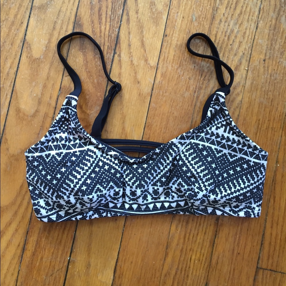 Caged back bikini top (modeled pics)