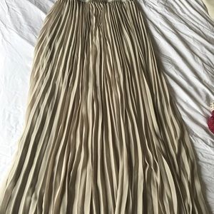 beige pleated maxi skirt
