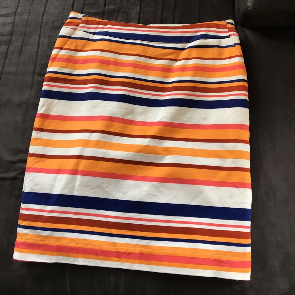 Striped pencil skirt