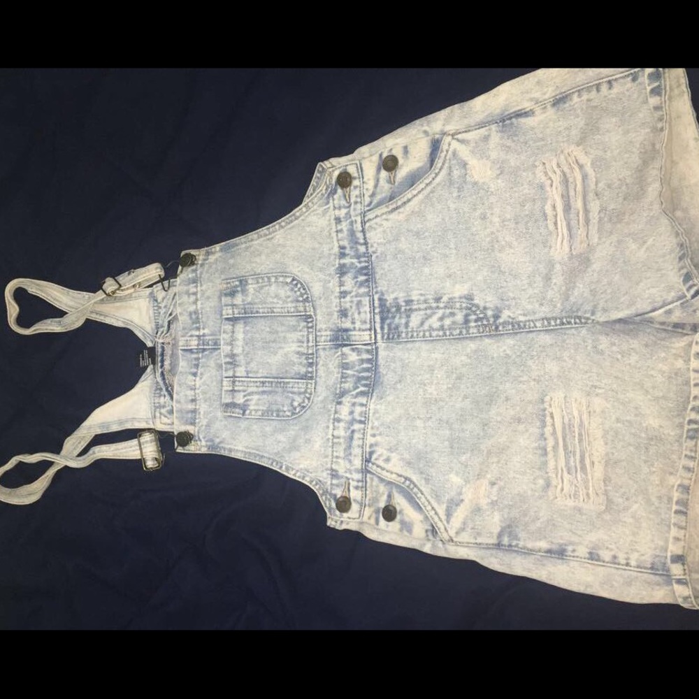 Forever 21 overall shorts