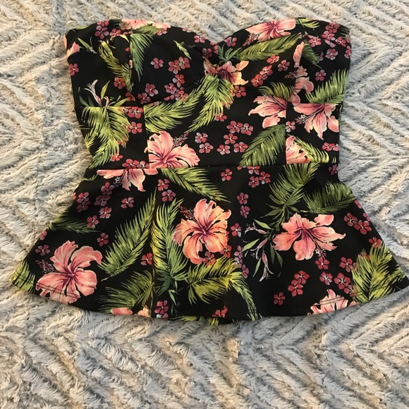 Peplum Top - Picture 2 of 3