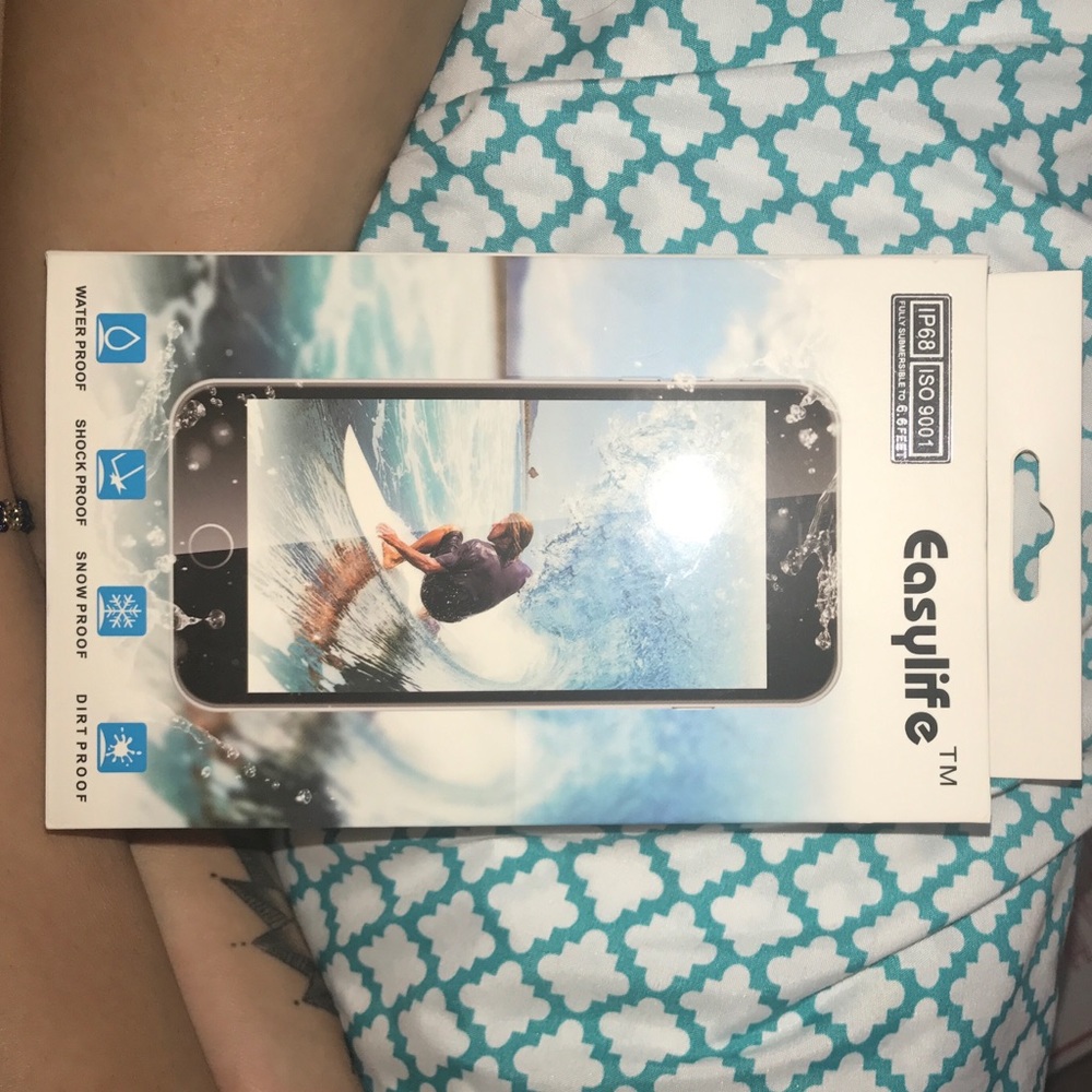 Life proof case for iPhone 6s Plus