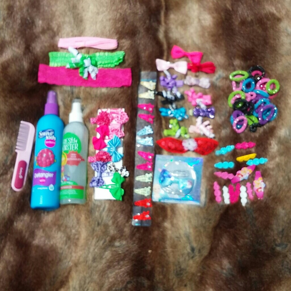 SALE Girls hair bundle