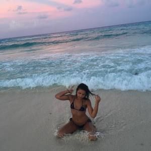 Meet your Posher, Natasha