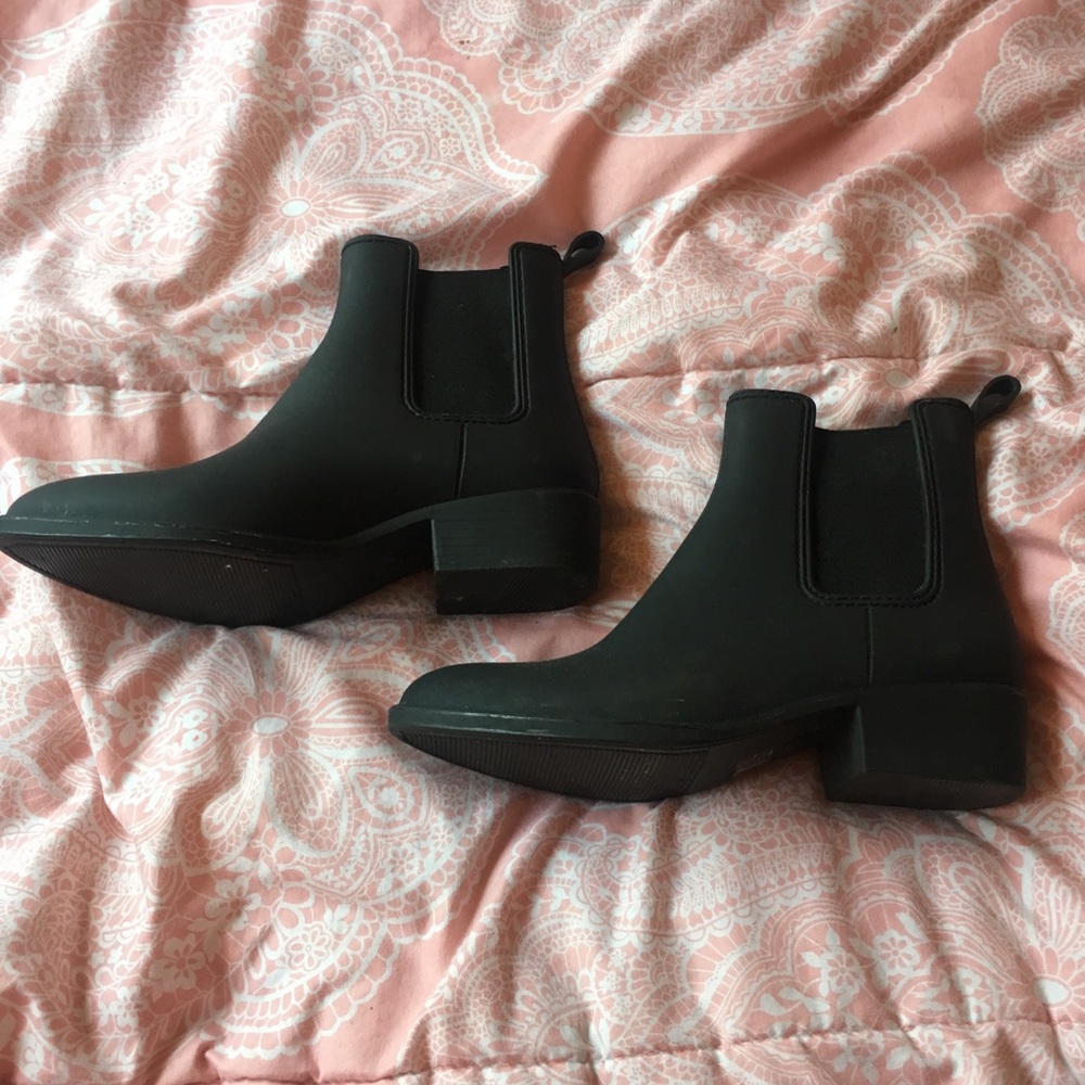 Jeffrey Campbell black matte booties