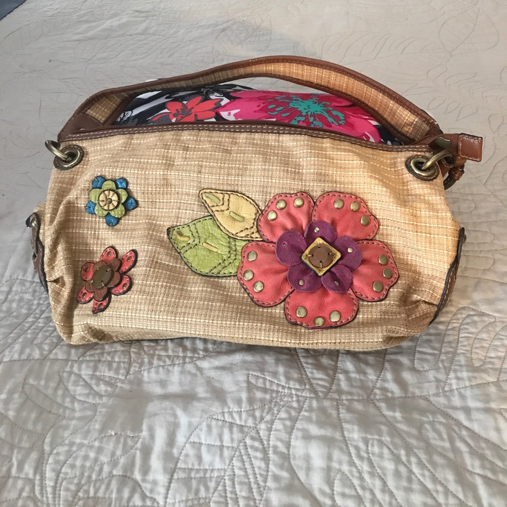 Fossil purse.