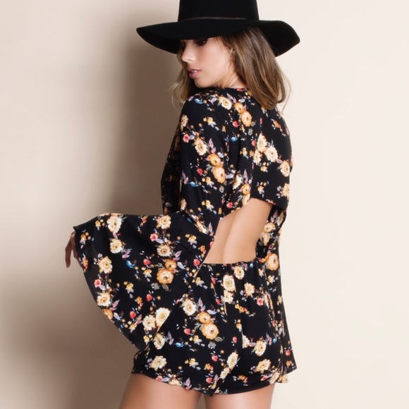 Floral print black ROMPER - Picture 3 of 6