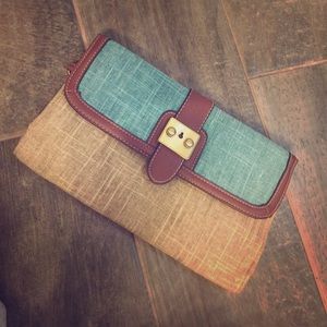 Canvas clutch