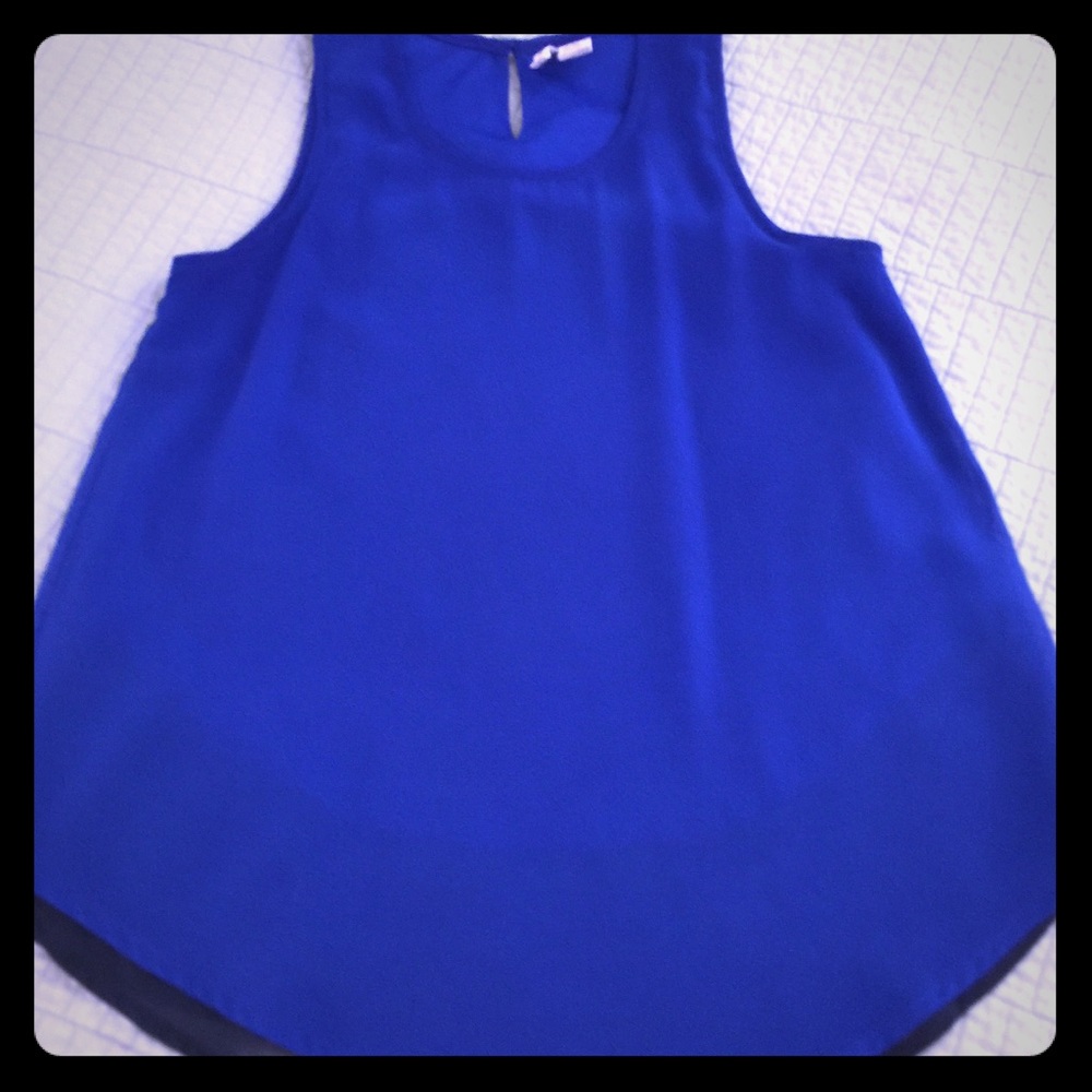 Sleeveless Blouse Size Small by Japna