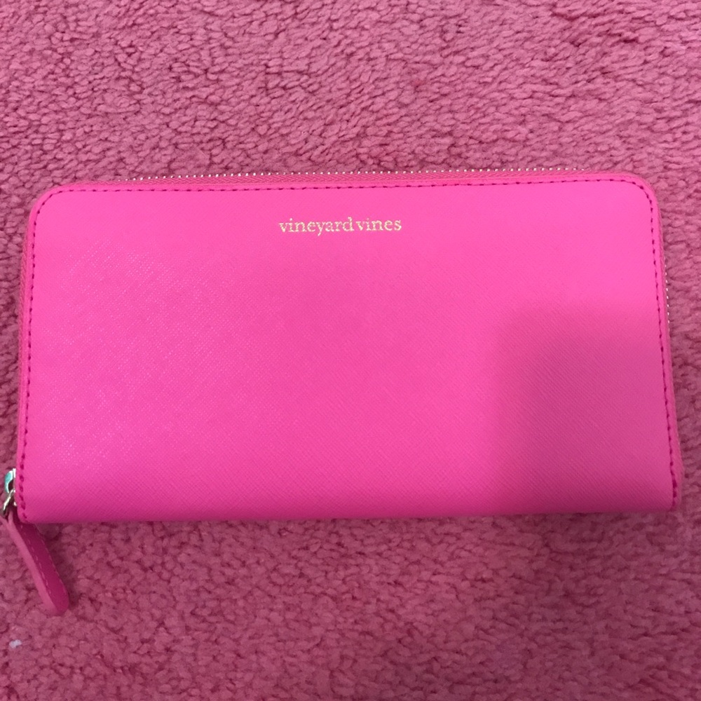 Vineyard Vines Wallet