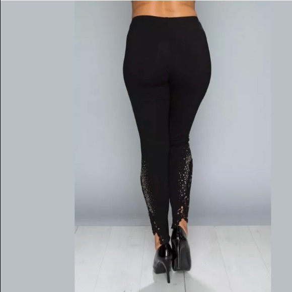 SOLD OUT - Picture 4 of 5