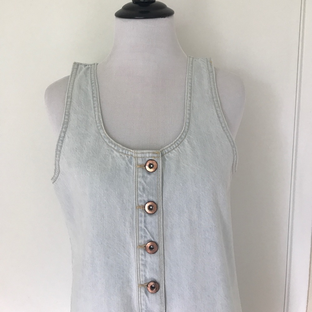 FOREVER 21 DENIM DRESS. - Picture 4 of 8