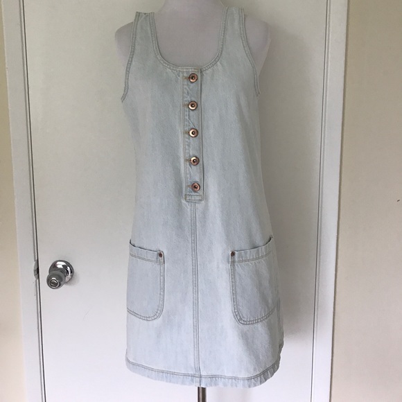 Forever 21 Dresses & Skirts - FOREVER 21 DENIM DRESS.