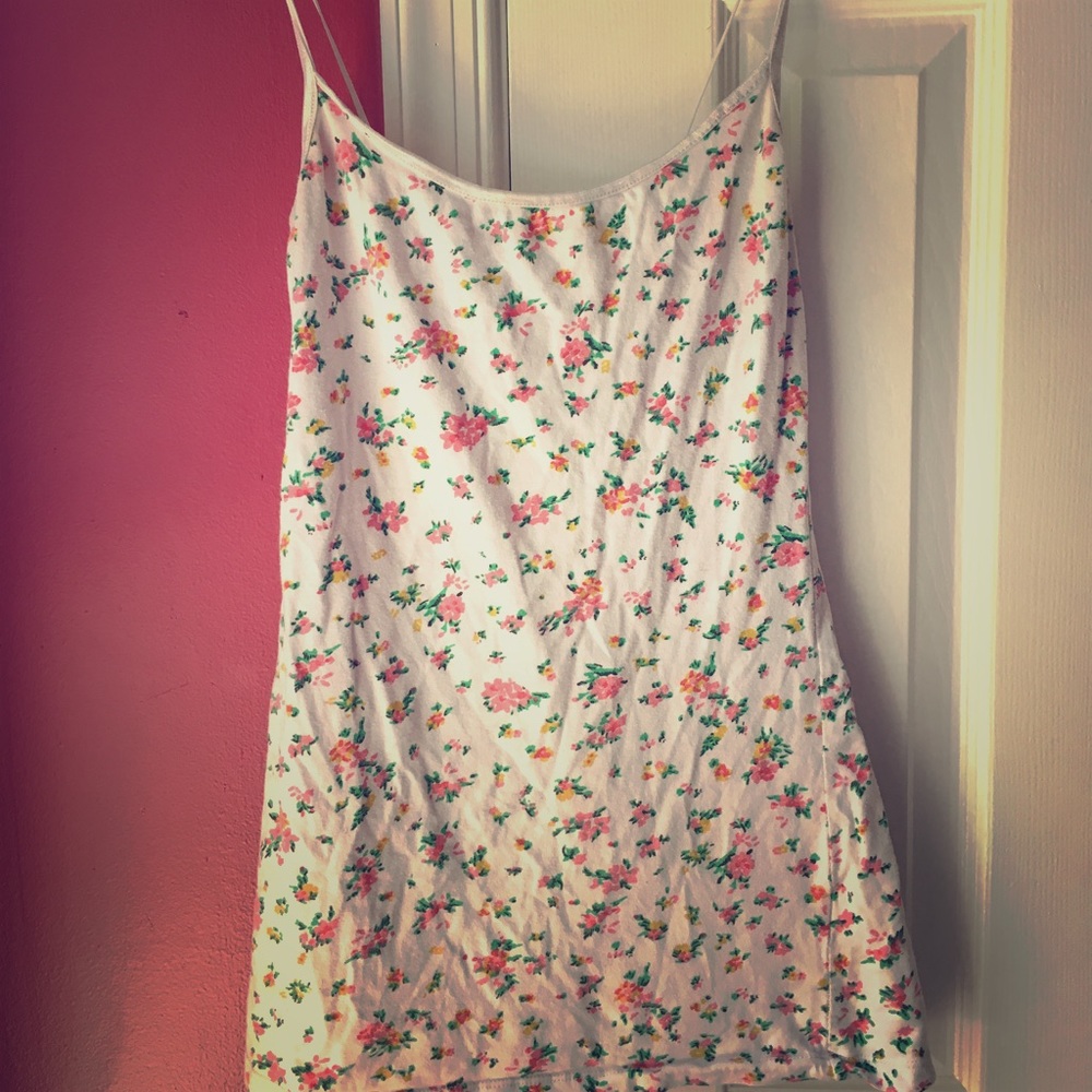 Pretty Floral Cami w/ colored flowers