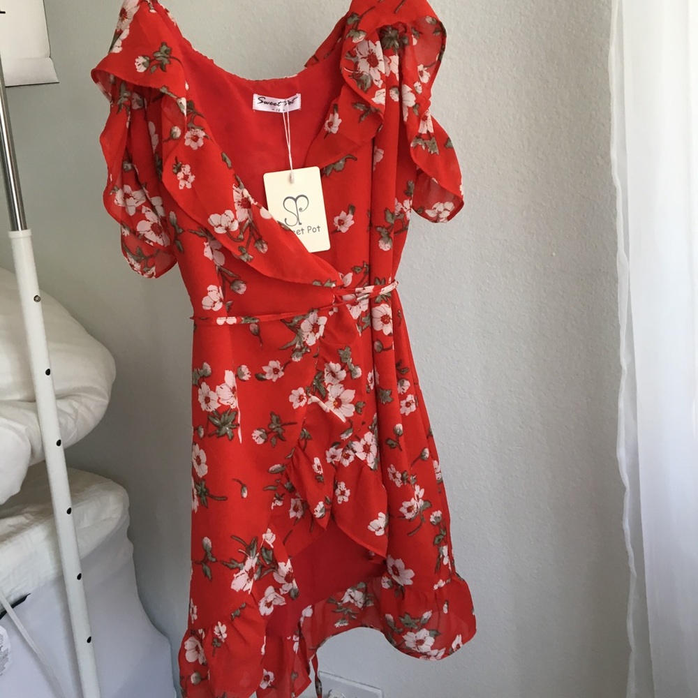 Red floral wrap dress NWWT