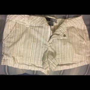 Volcum shorts size 3
