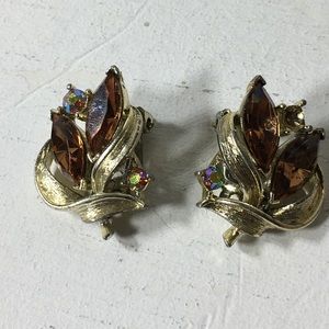 Vintage Lisner Rhinestone Clip-on Earrings