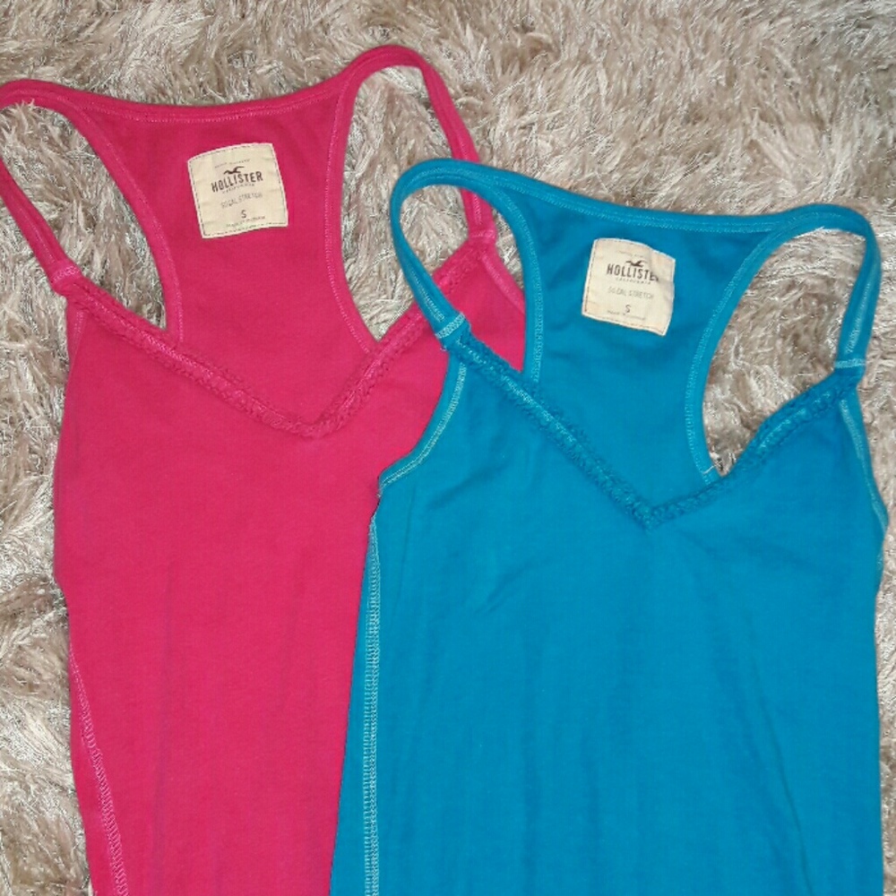 2 tank tops