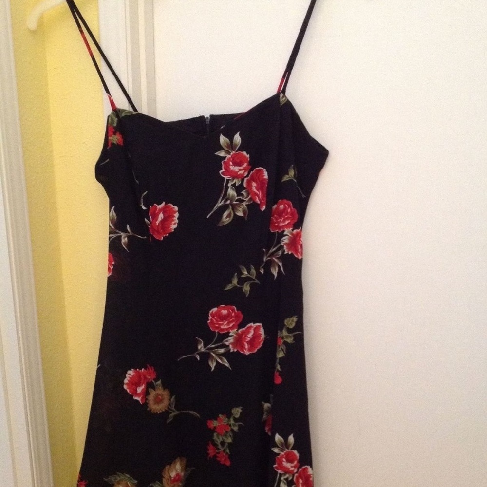 Little Black/Red Roses Summer Dress Size S