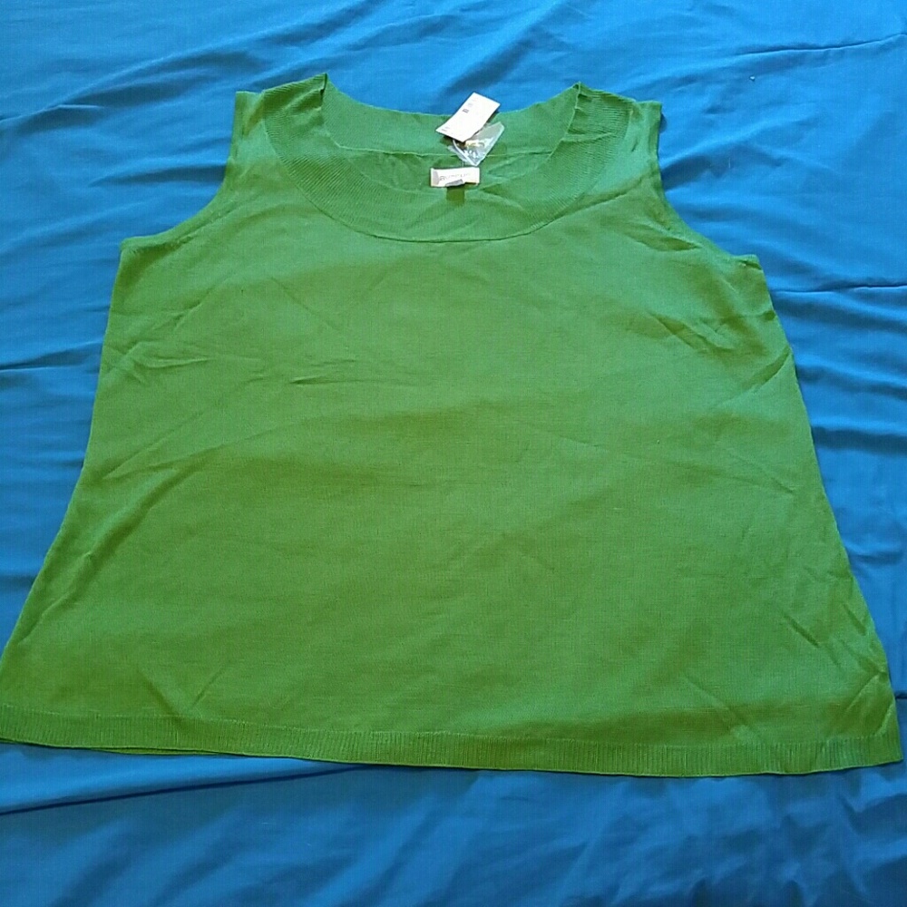 Woman's Sleeveless Top NWT