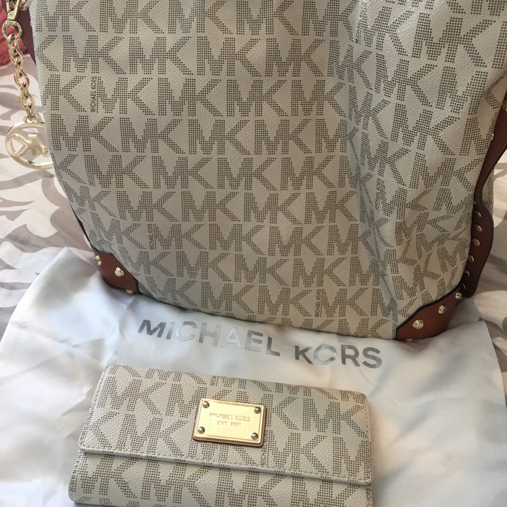Michael Kors slouchy style handbag & wallet