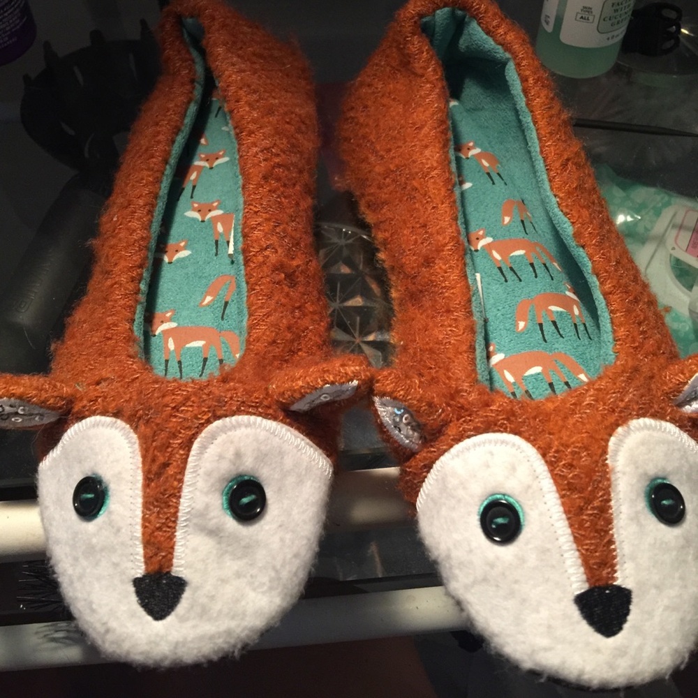 Fox slippers