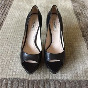 Miu Miu Peep-toe platform pumps
