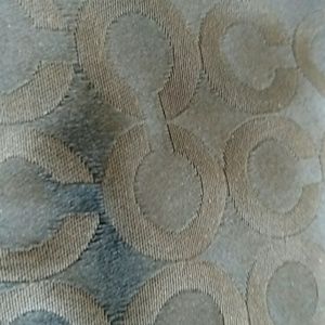 Meet your Posher, Adrienne