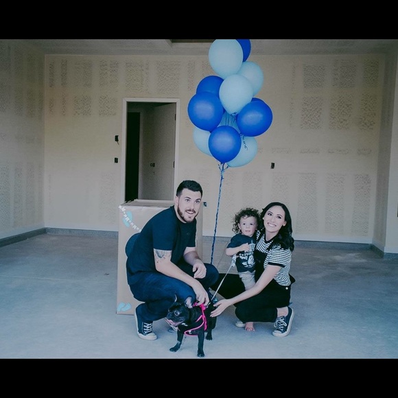 ✨Hi everyone! I'm Dani!✨ - Picture 2 of 6